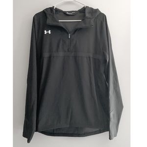 UNDER ARMOUR black pull over